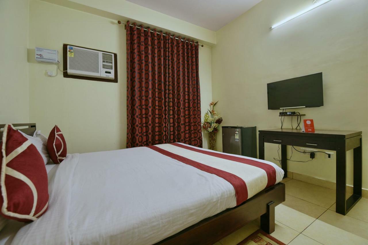 Oyo 4647 Hari Hotel 2*