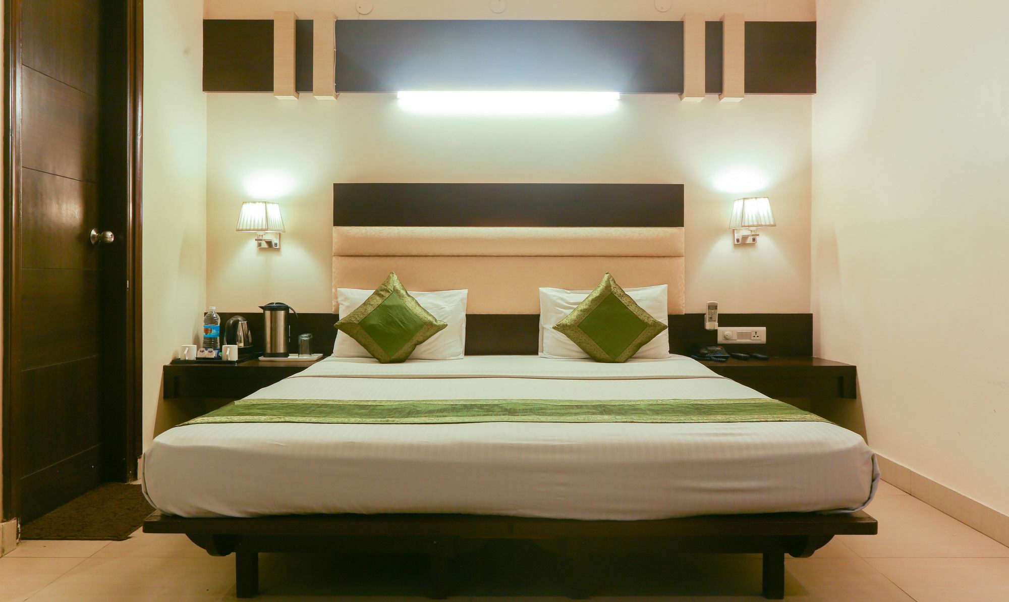Treebo Natraj - Hotel 3*