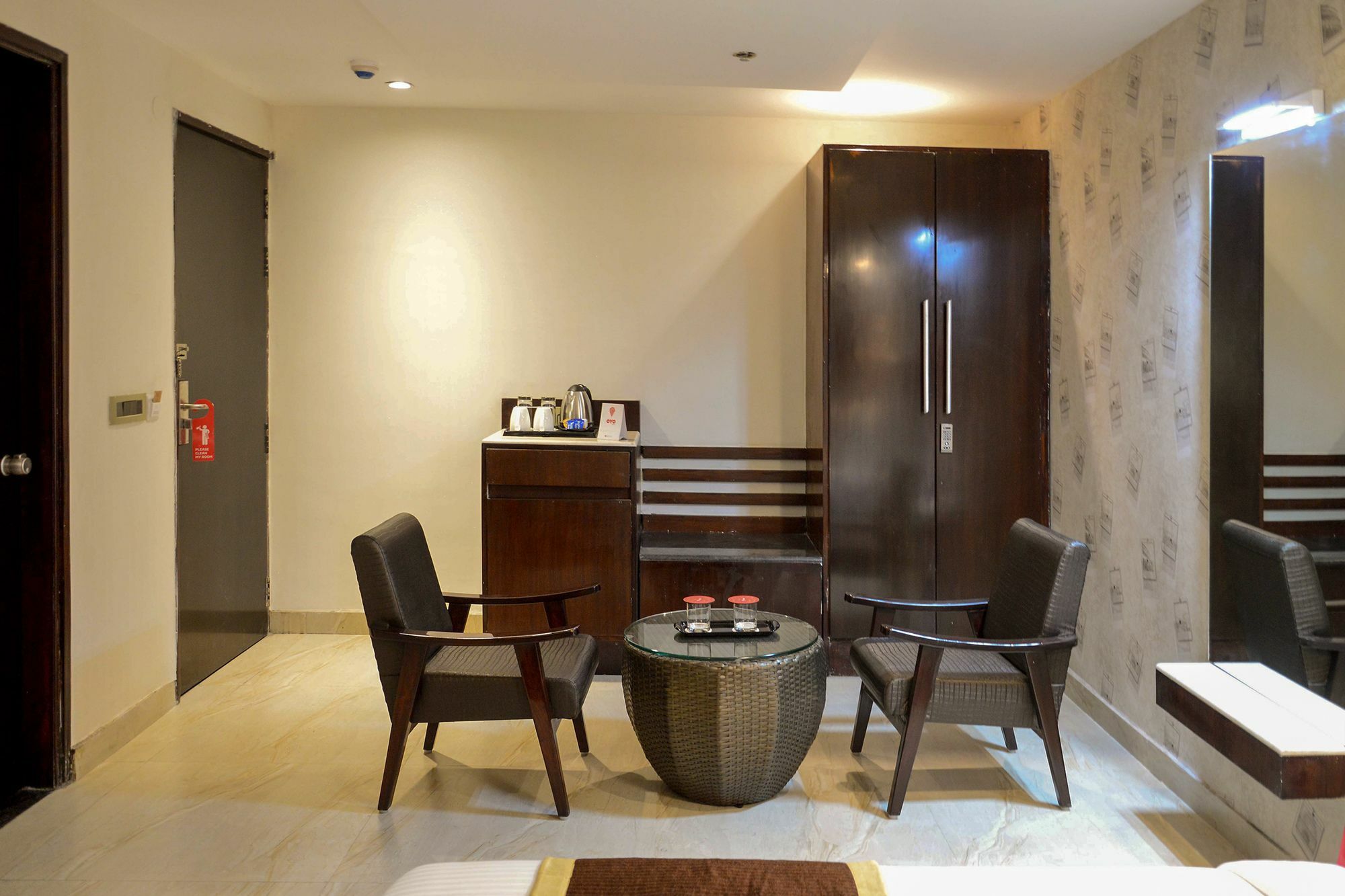 Oyo 7130 Broadway Hotel Jaipur