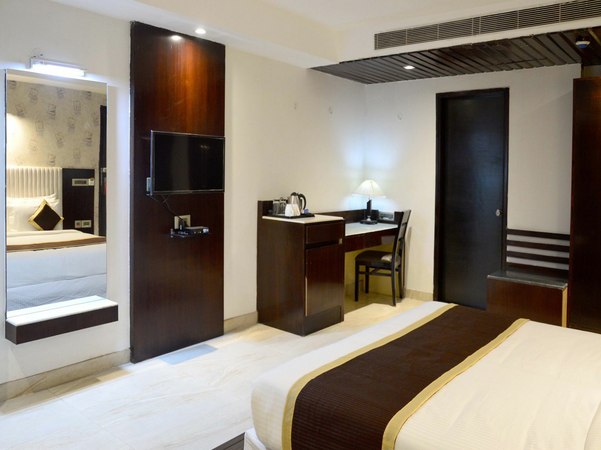 Hotel Oyo 7130 Broadway 3*