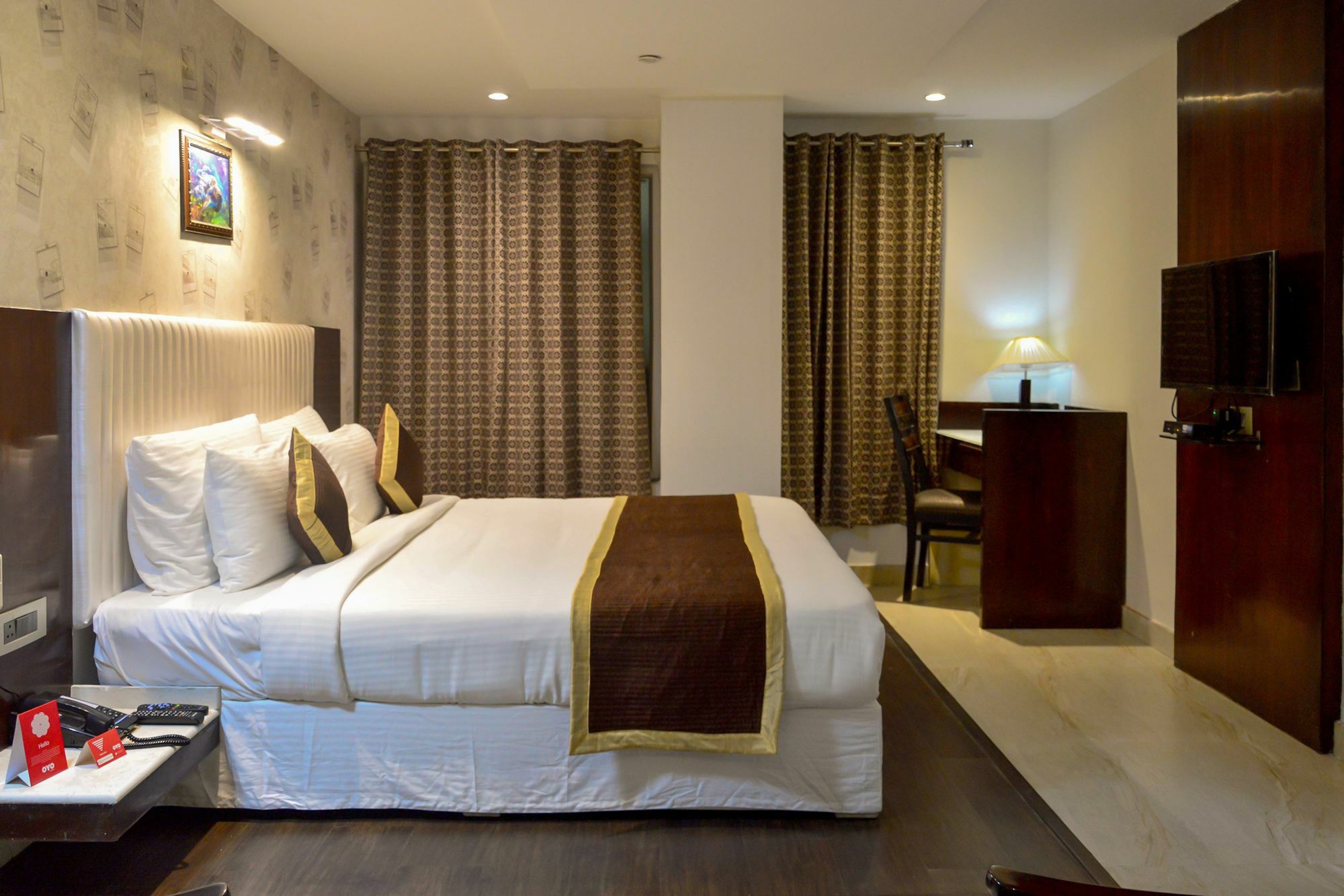 Hotel Oyo 7130 Broadway