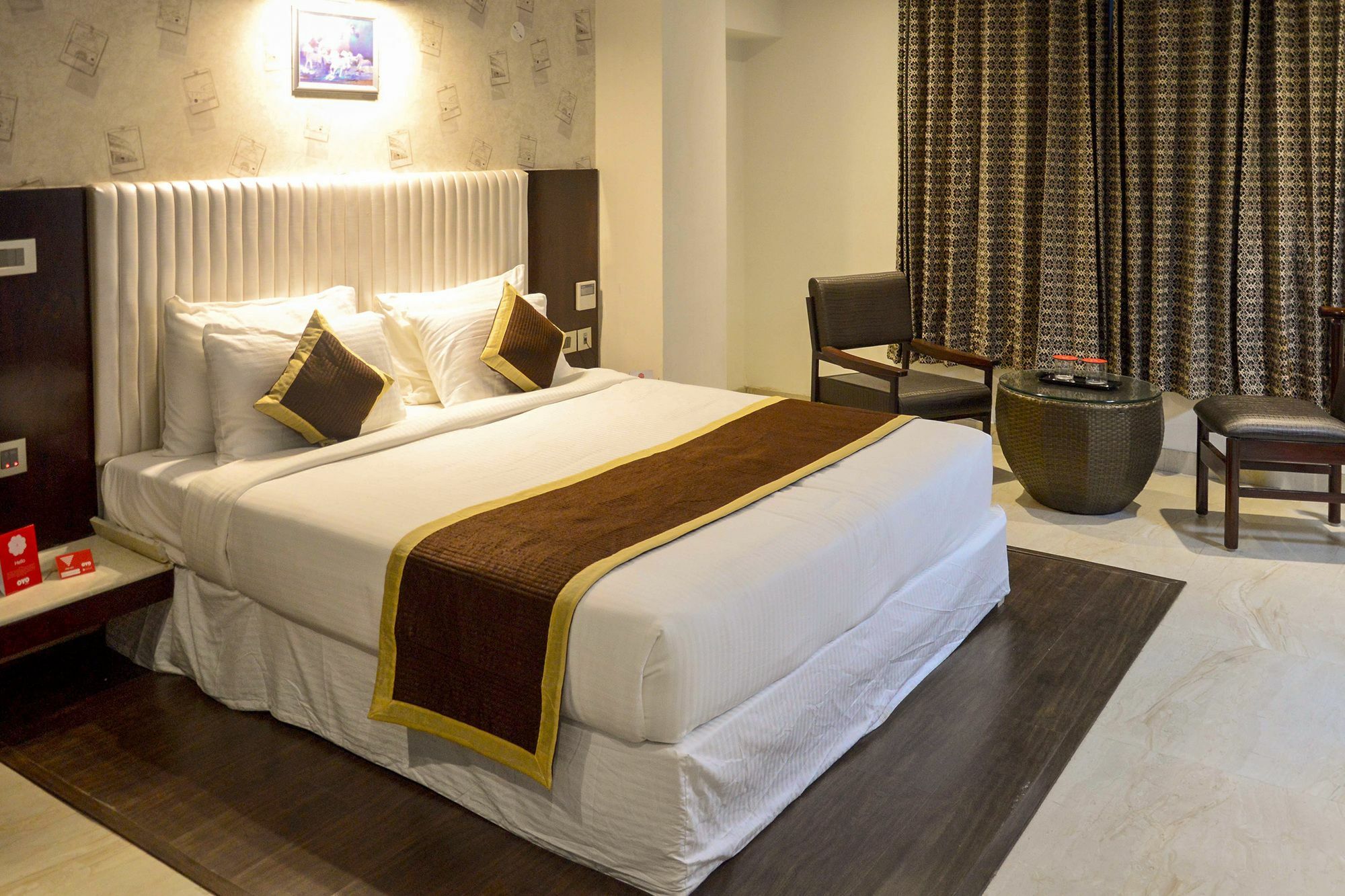 Oyo 7130 Broadway Hotel 3*