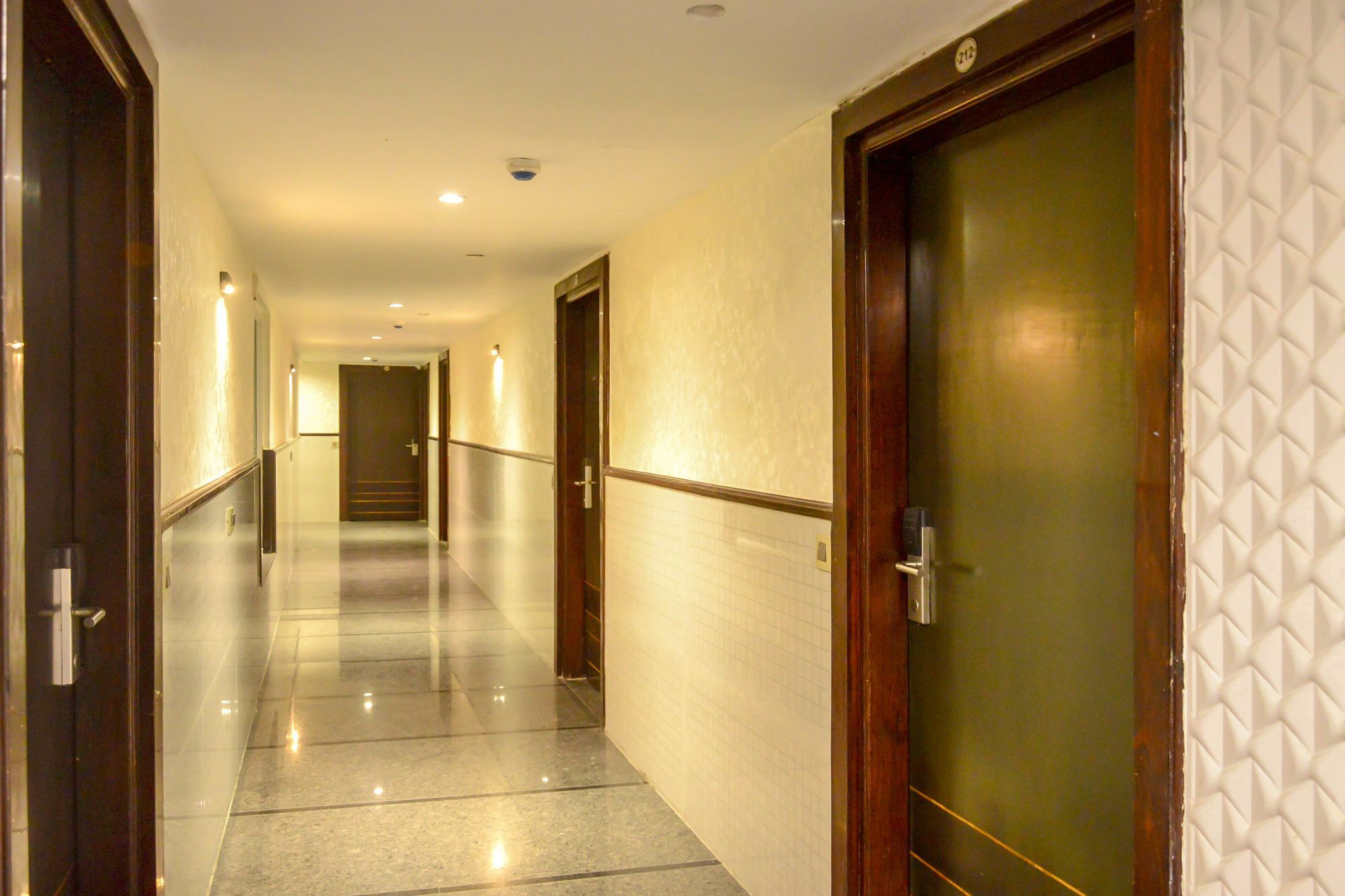 Oyo 7130 Broadway Hotel 3*