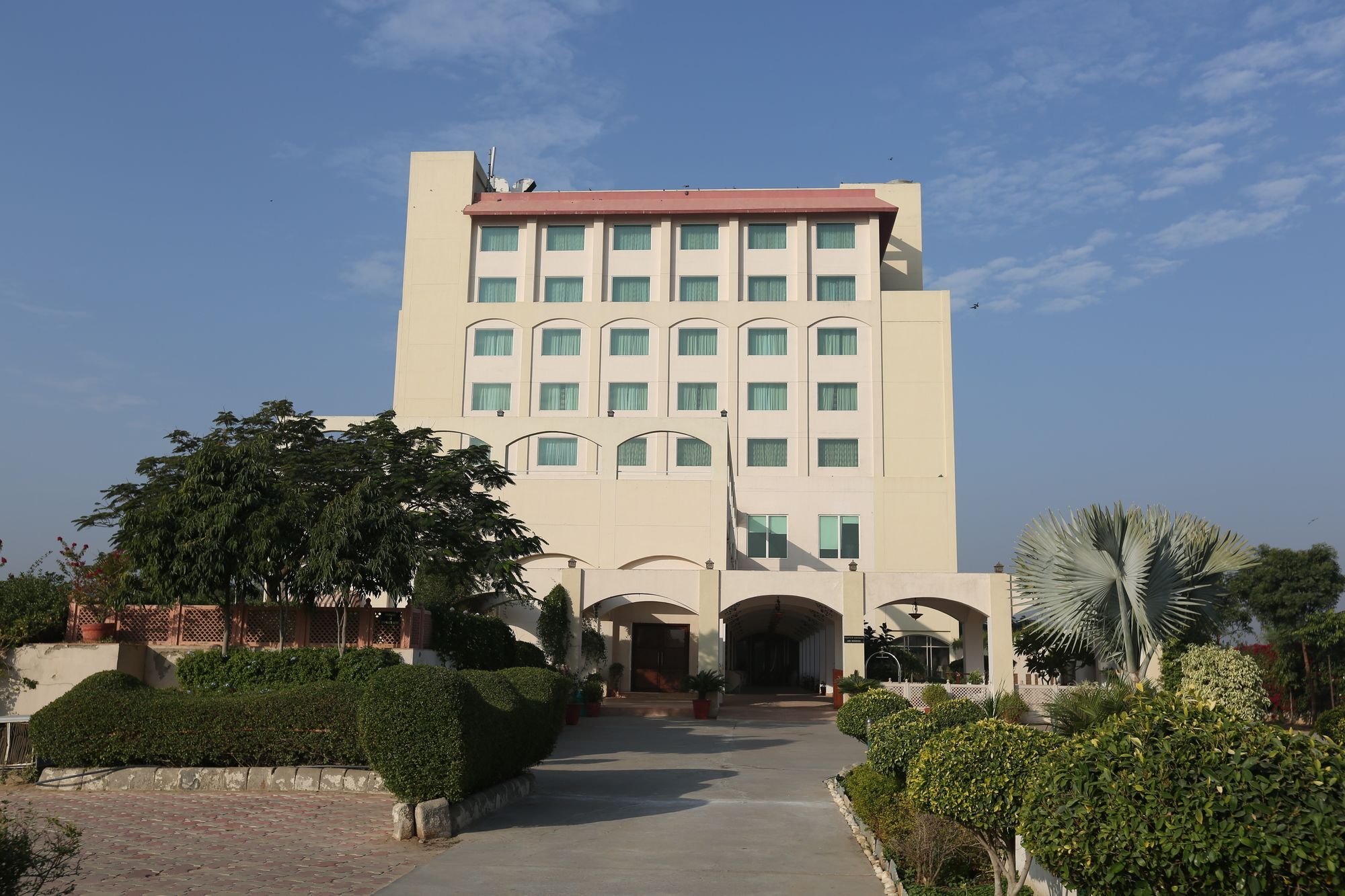 Ramada By Wyndham Jaisinghpura Hotel Jaipur