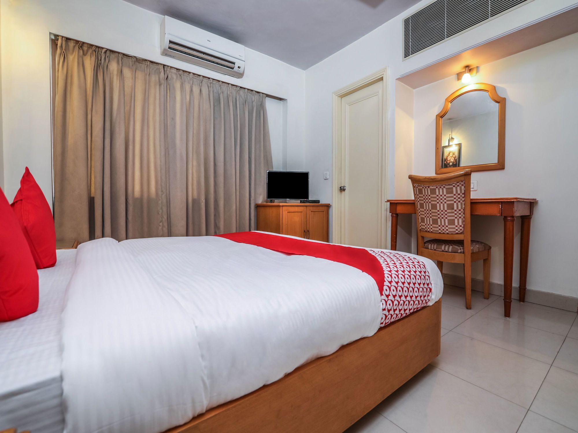 Oyo 15359 Kachandeep Hotel Jaipur