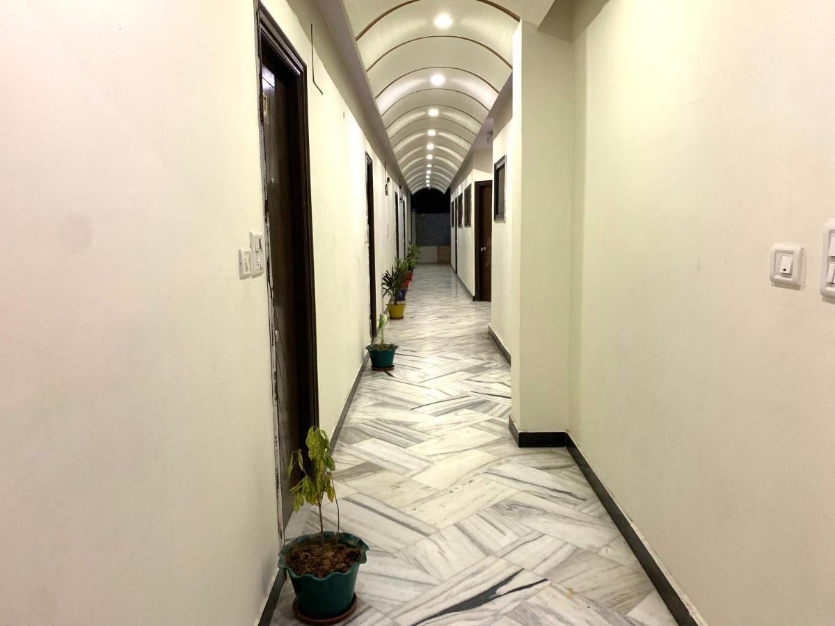 Hotel Galaxy 2*
