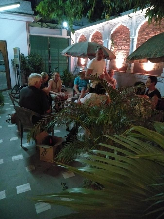 The Chit Chat Palace Hotel