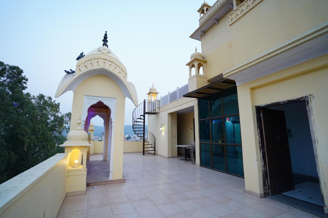 Hotel Jal Mahal Haveli