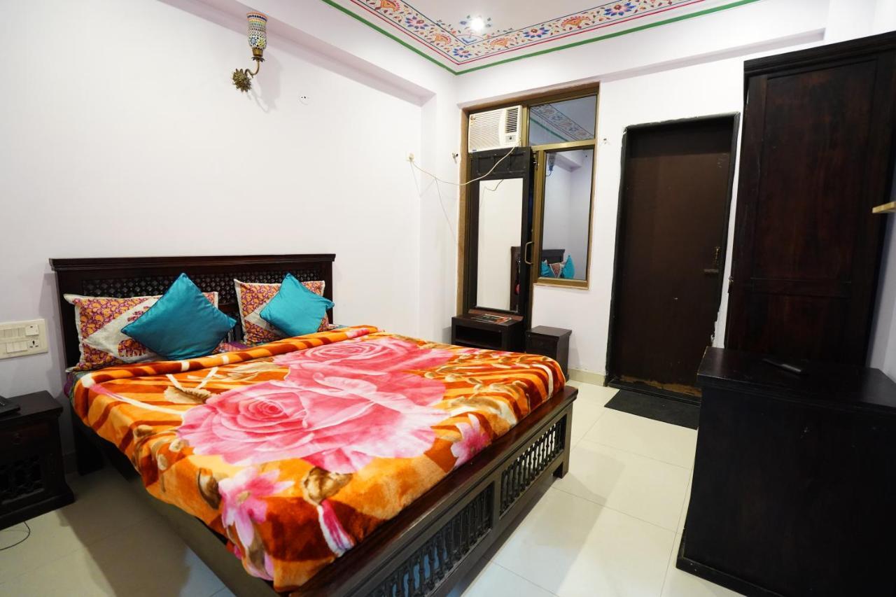 Hotel Jal Mahal Haveli
