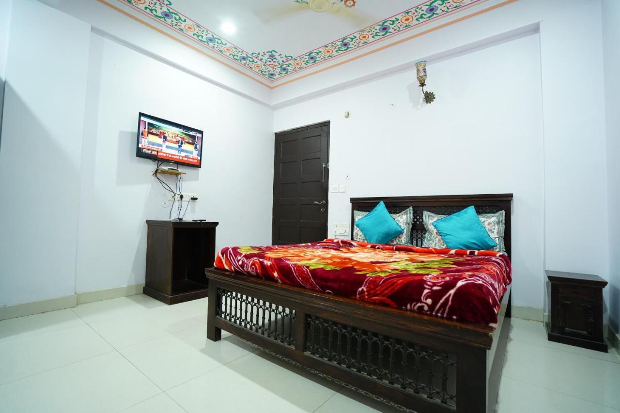 Hotel Jal Mahal Haveli