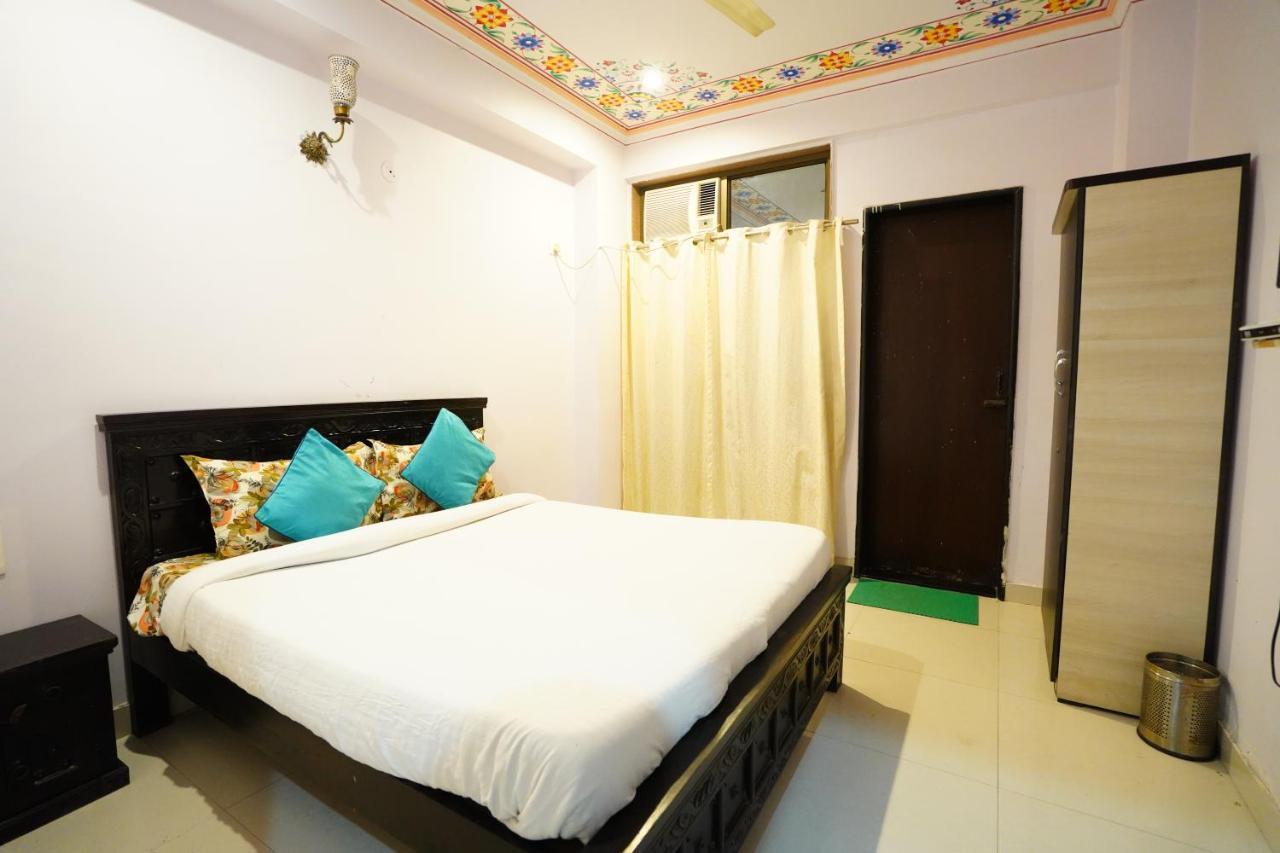 Hotel Jal Mahal Haveli