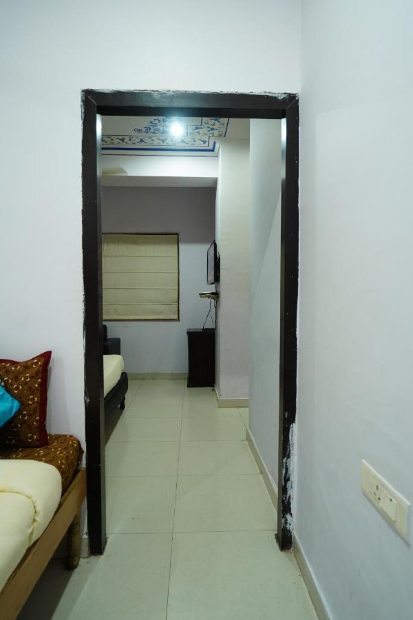 Jal Mahal Haveli Hotel 3*