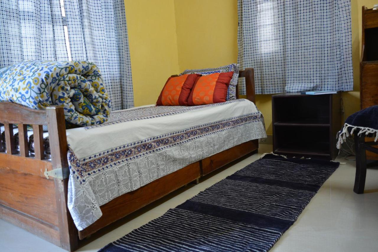 Homestay Nadya For Female & Family *