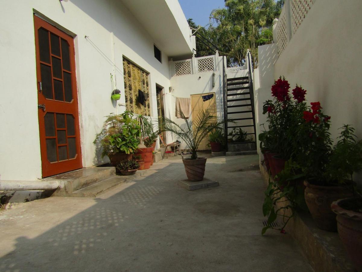 Homestay Nadya For Female & Family Jaipur