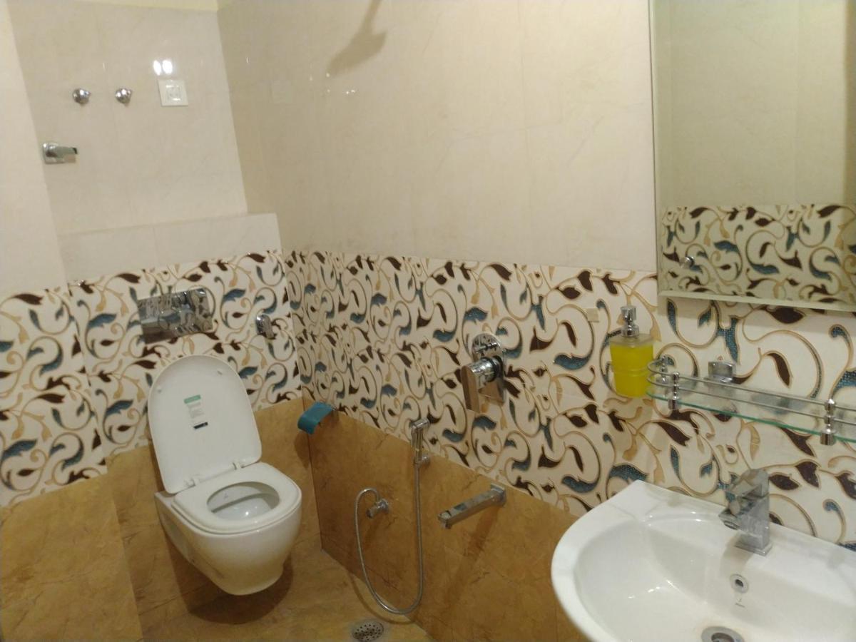 Tourist Hotel