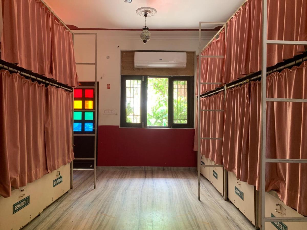 Guest house Vinayak *