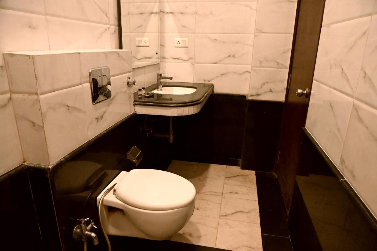 Hotel Galaxy 2*