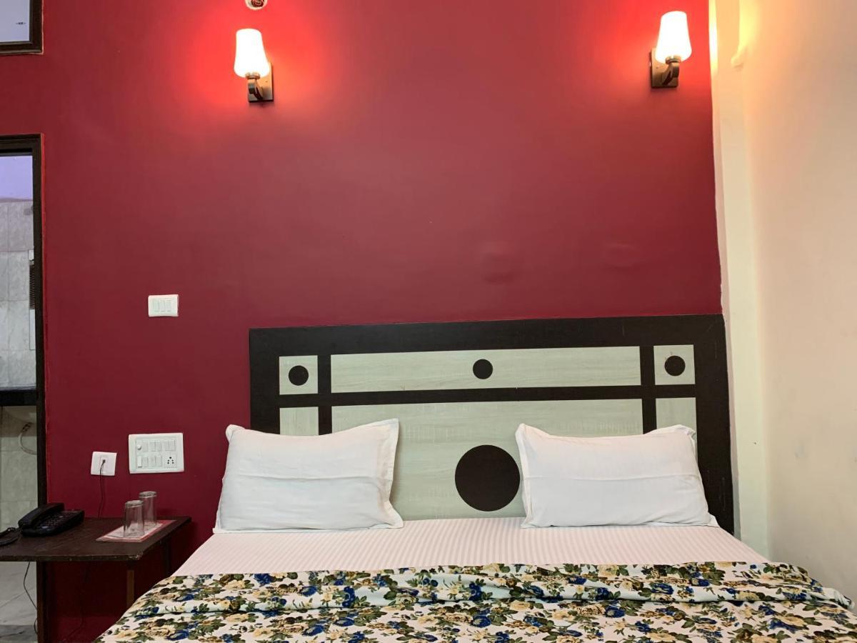Galaxy Hotel 2*