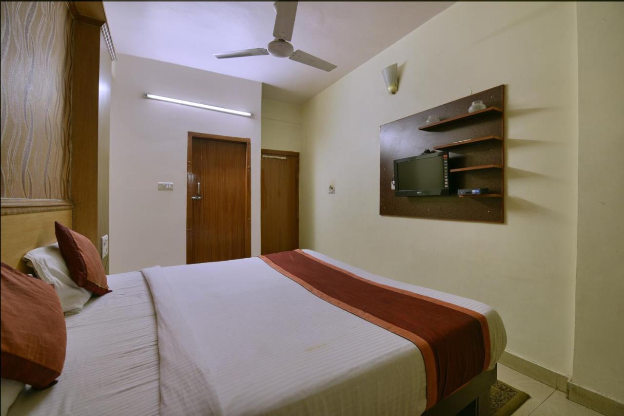 Hotel Oyo 2326 Hotel Star Plaza Jaipur