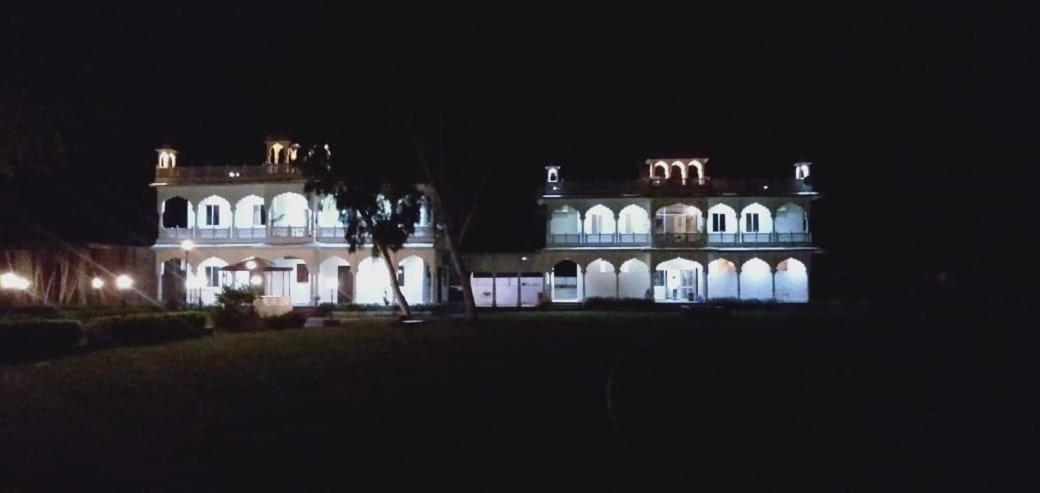 Oyo 83174 Rani Bagh Resort