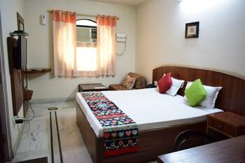 Konark Palace Hotel 2*