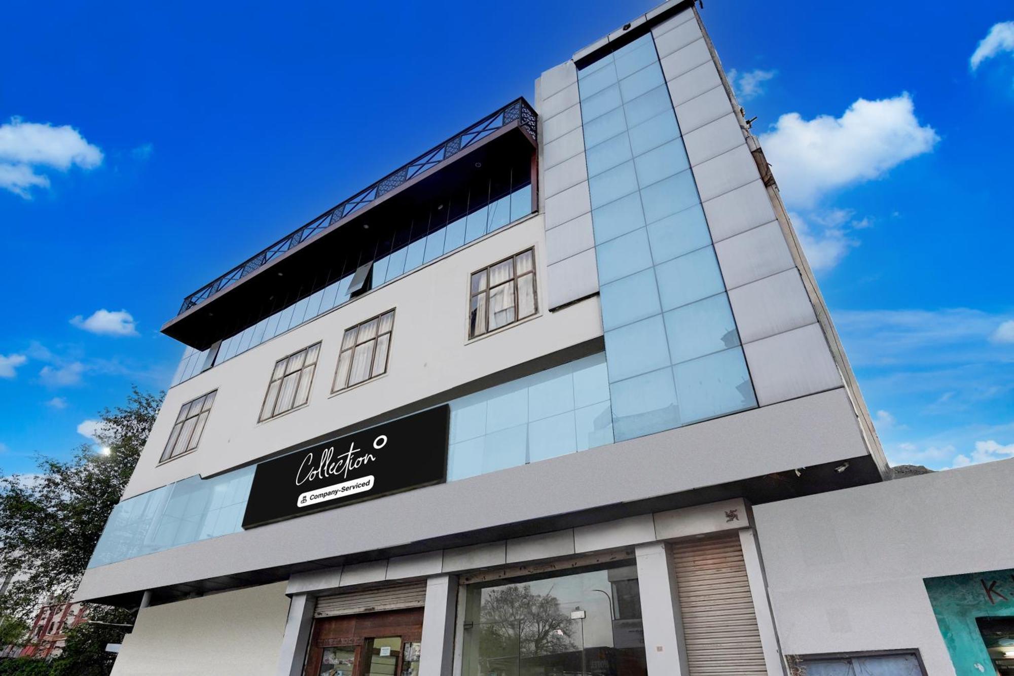 Hotel Collection O Sindhi Camp Formerly Hotel Metro View *