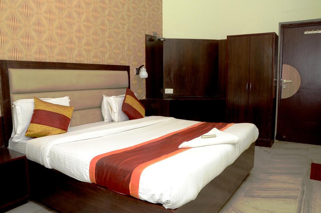 Hotel Kartikey 3*