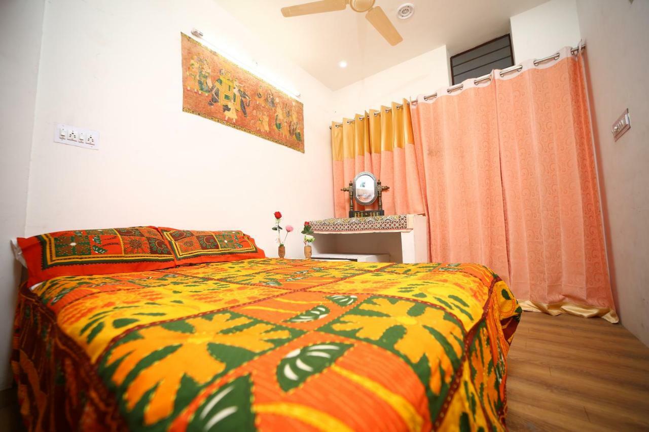 Mother Guest house *
